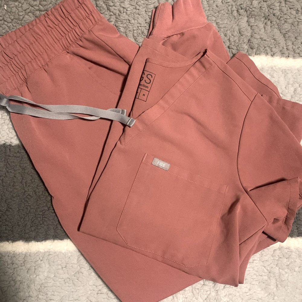 Figs scrub set, size medium, color mauve.